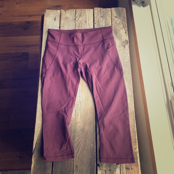 Lululemon tights - Picture 1 of 8